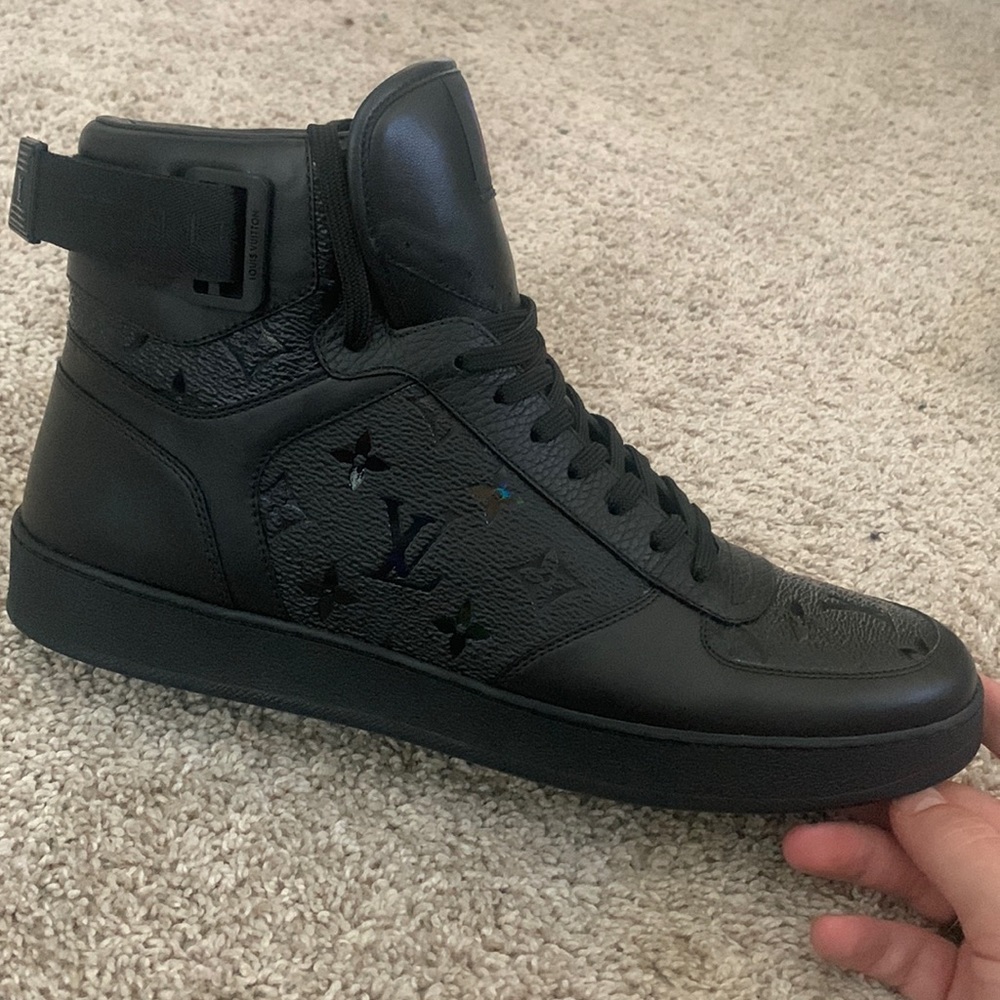 Louis Vuitton Rivoli Sneaker Boots Black Size 12 US (New)